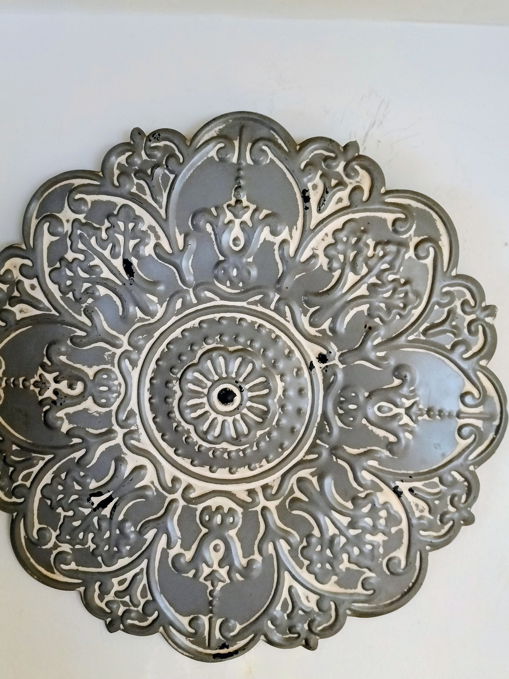 Decorative Metal Wall Medallion in Distressed Gray - Brand Unspecified